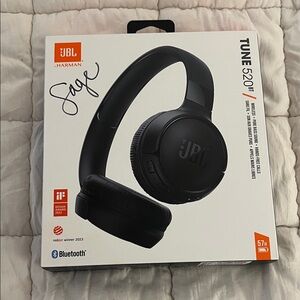 JBL Black Over-Ear Wireless Headphones